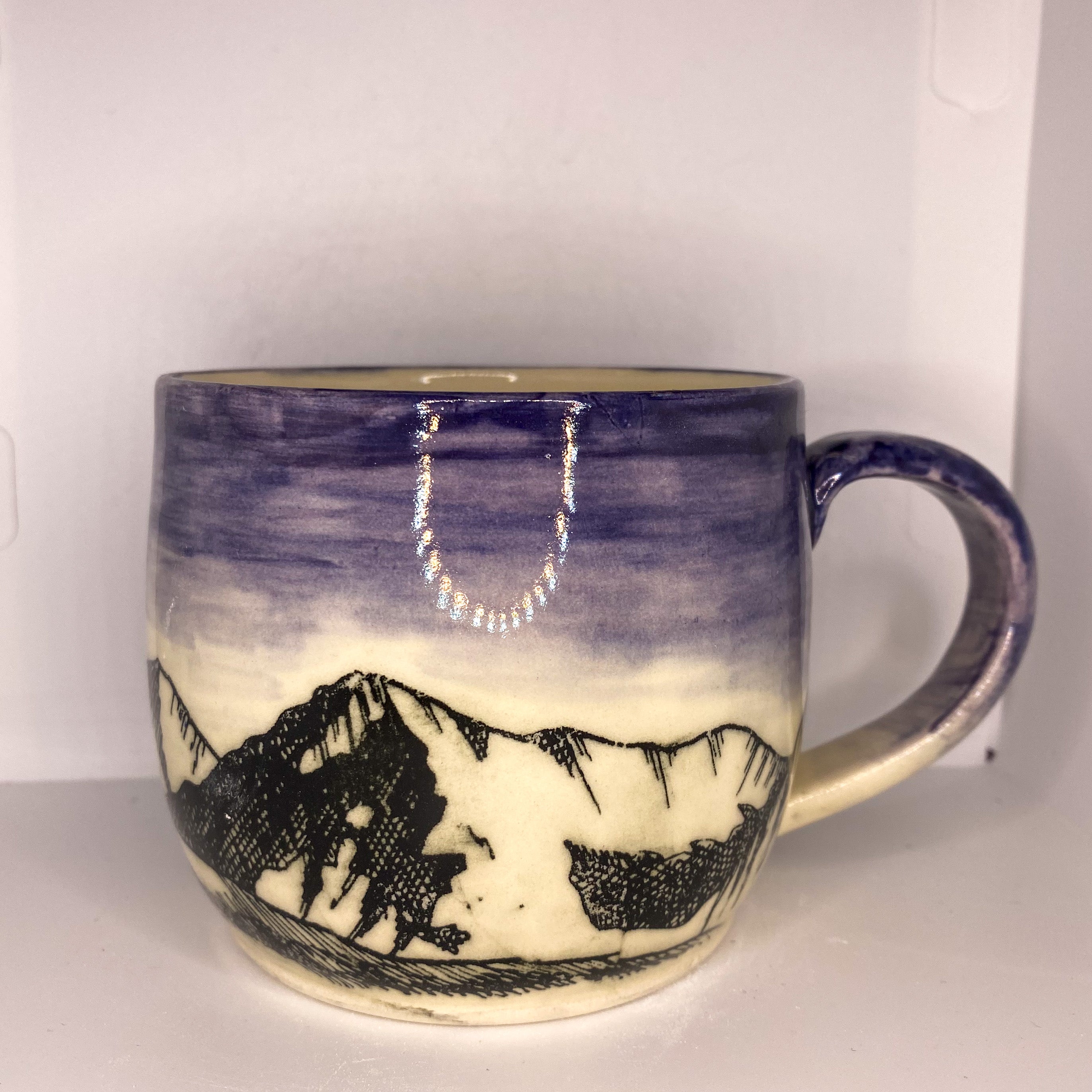 Classic Mountain Ombré (dark purple)