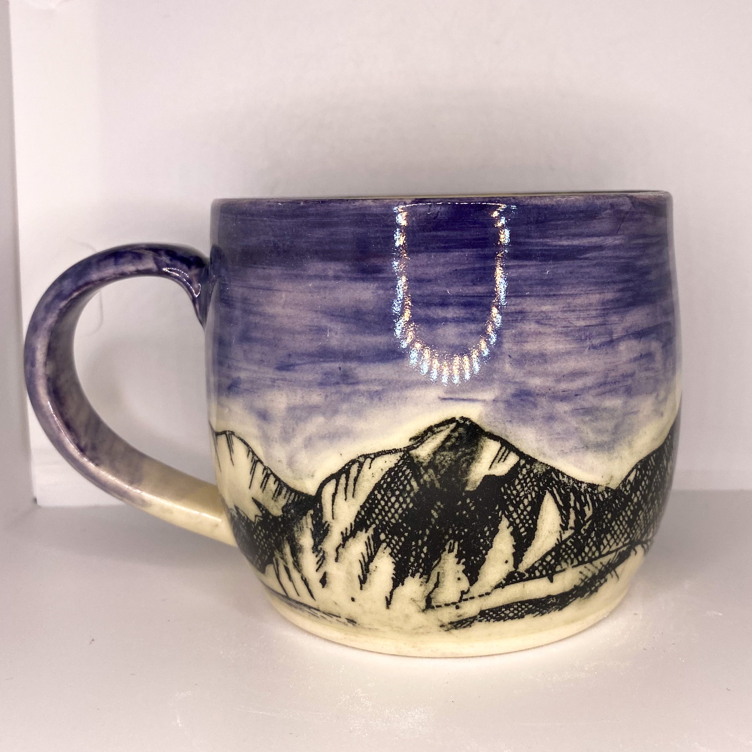 Classic Mountain Ombré (dark purple)